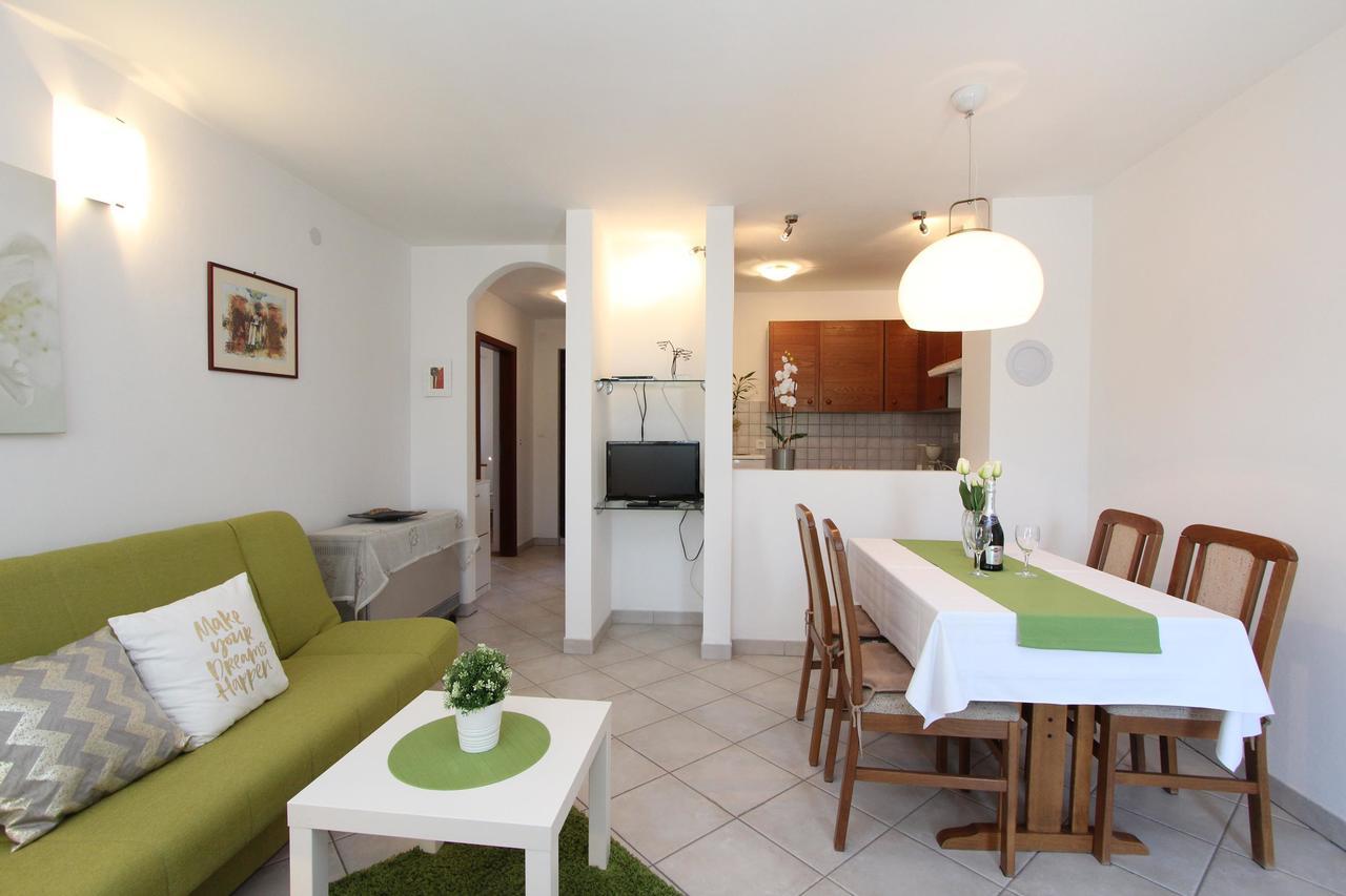 Apartment Irena PUY Exterior foto